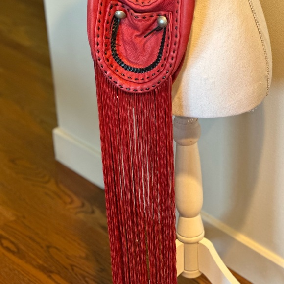 Original handmade fringed leather handbag from Melrose Avenue Boutique - Picture 5 of 7